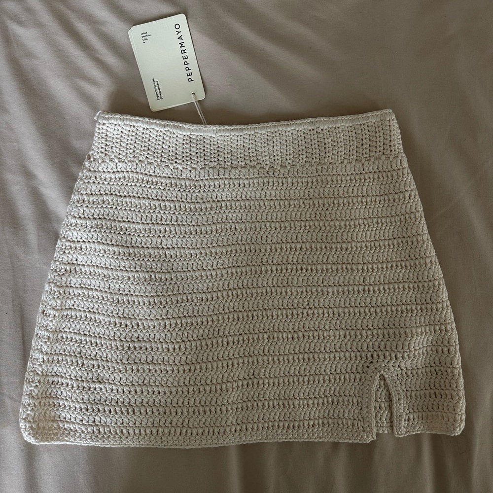 NEW W/ TAGS Peppermayo crochet skirt M/L